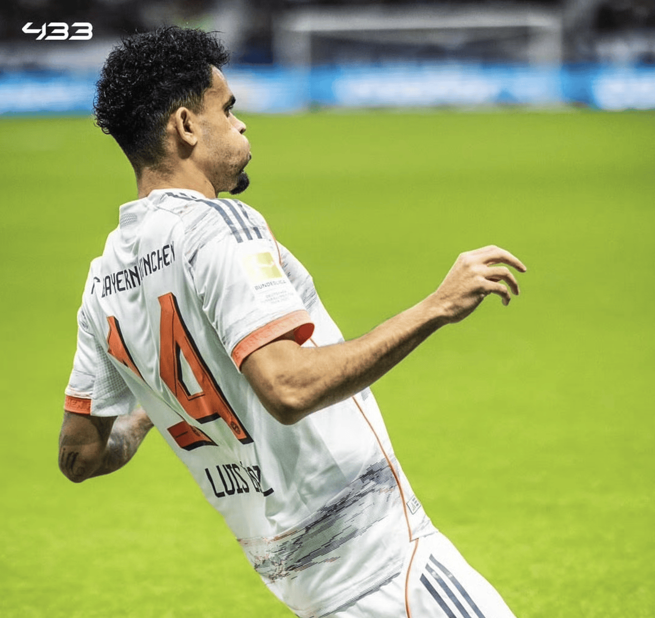 开云通用版 -包含窗口期那不勒斯备战德甲，篮板制胜细节曝光，赛场秩序良好，数据趋势出现新变化的词条